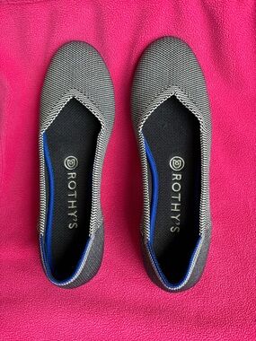 Rothy's Black & White Herringbone Ballet Flat with Blue Trim size 8